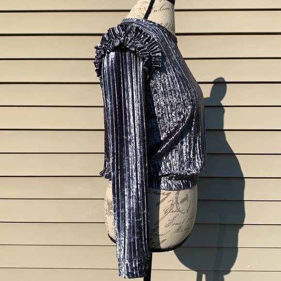 COTTON EMPORIUM crushed velvet pleated top - Picture 8 of 11